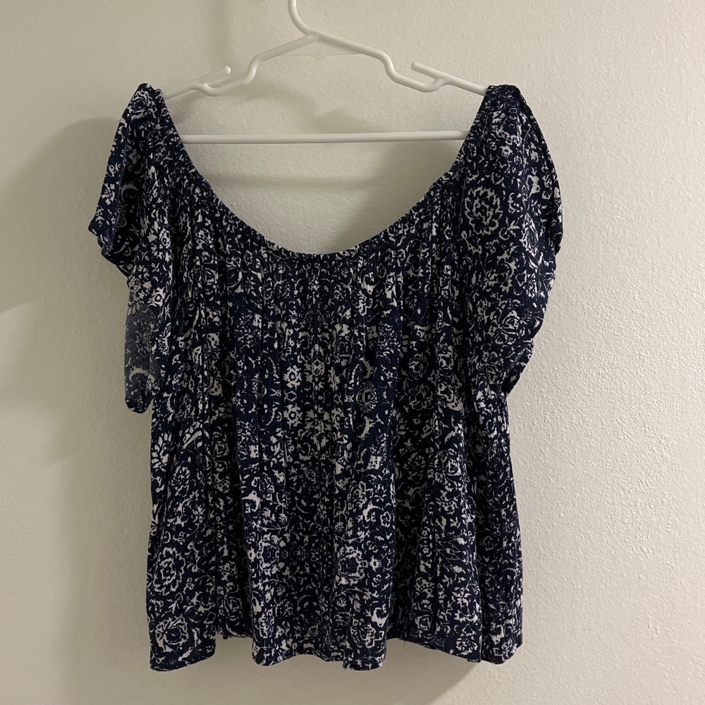 lush navy pattern top